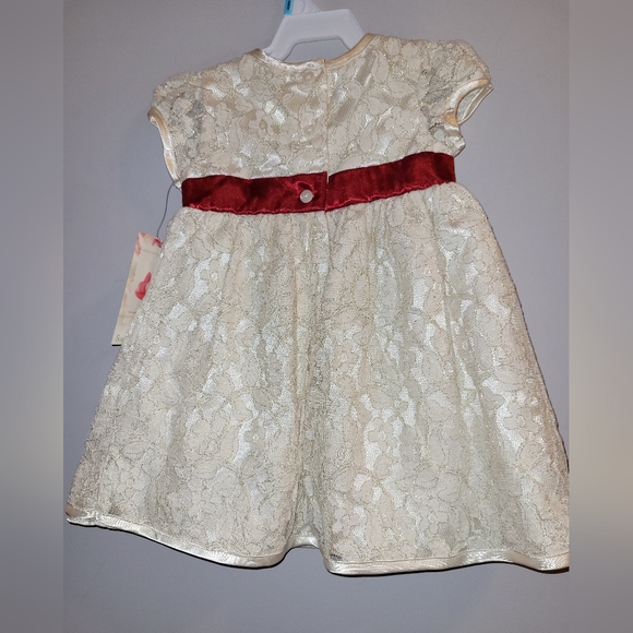 🆕️ Sweet Heart Rose Cream Lace Dress W/ Red Satin Bowp - Picture 2 of 4